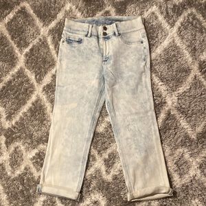 New York & Company Light Blue Ankle Jeans